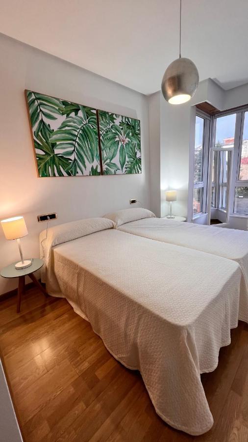 Apartamentos San Martin Ourense Centro 2 Bagian luar foto